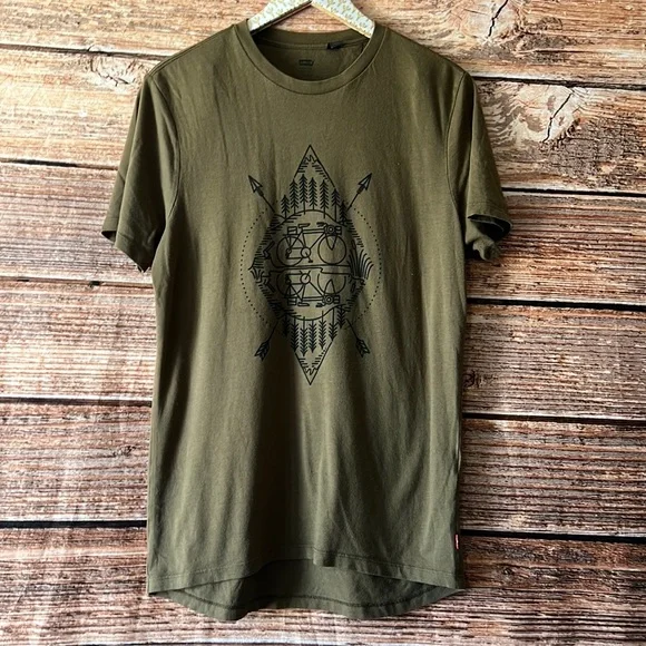 Levi’s Olive Green T Shirt - Picture 1 of 3